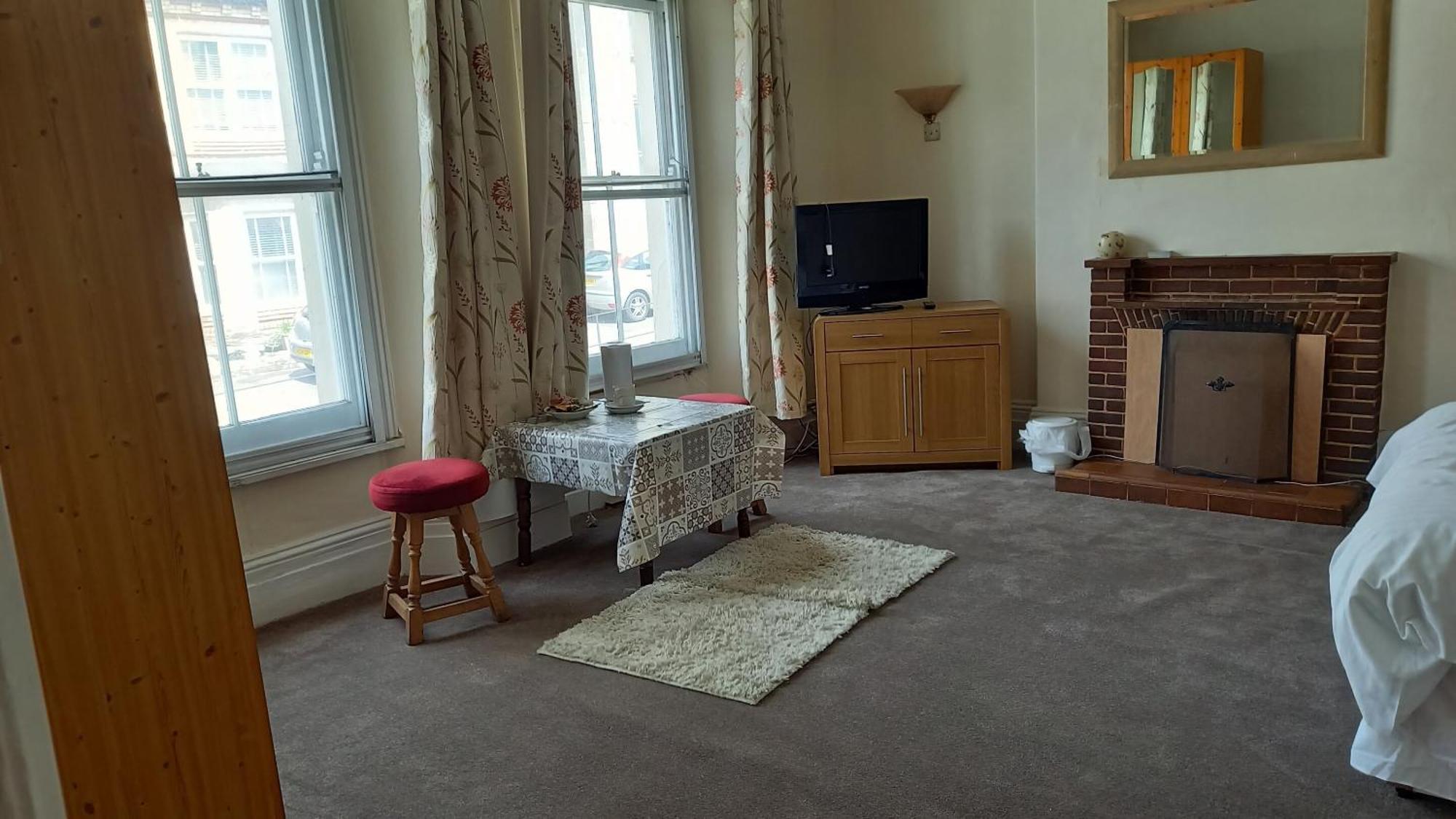 Hotel King'S Arms Lostwithiel Habitación foto