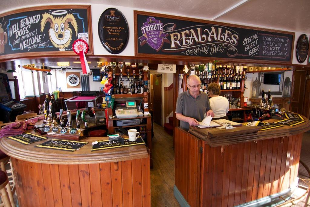 Hotel King'S Arms Lostwithiel Exterior foto